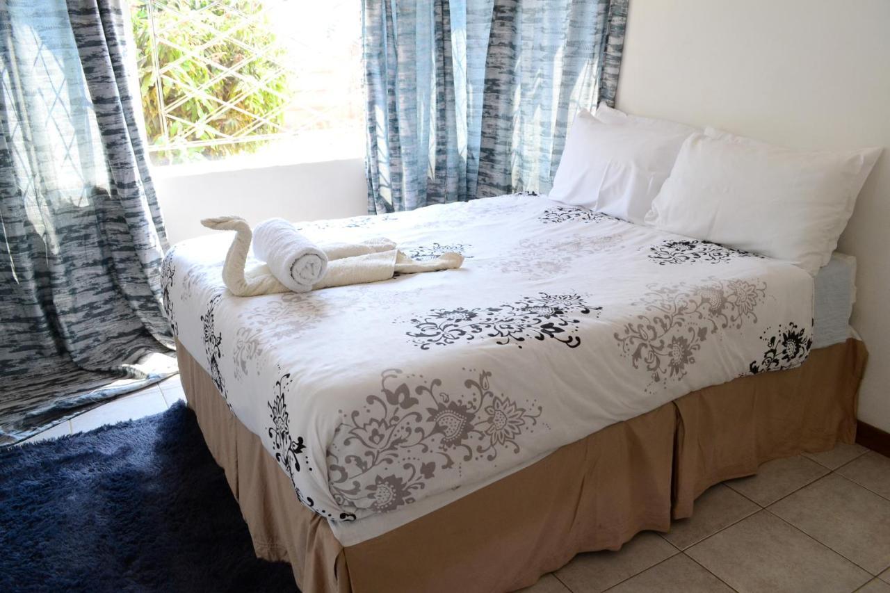 Savanna Bulawayo Extérieur photo