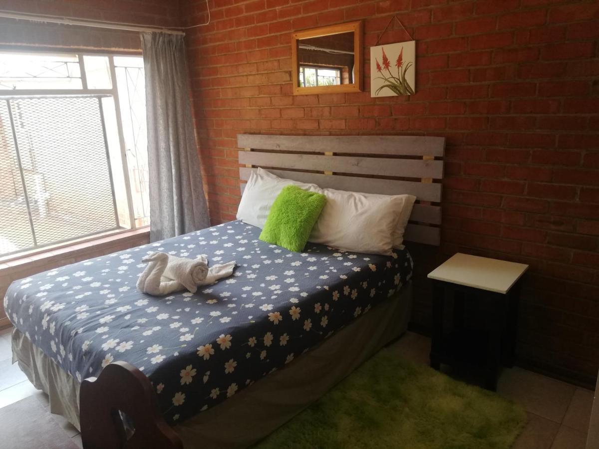 Savanna Bulawayo Extérieur photo