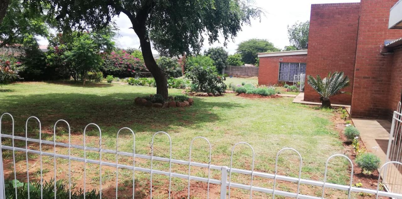 Savanna Bulawayo Extérieur photo