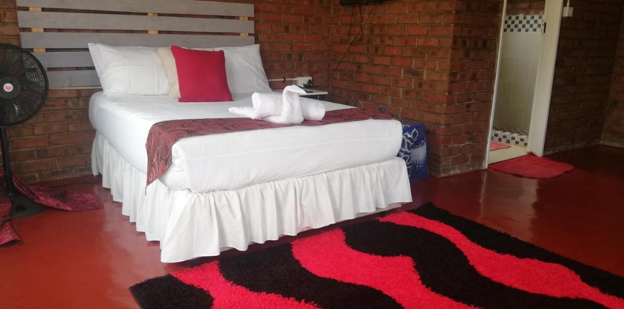 Savanna Bulawayo Extérieur photo