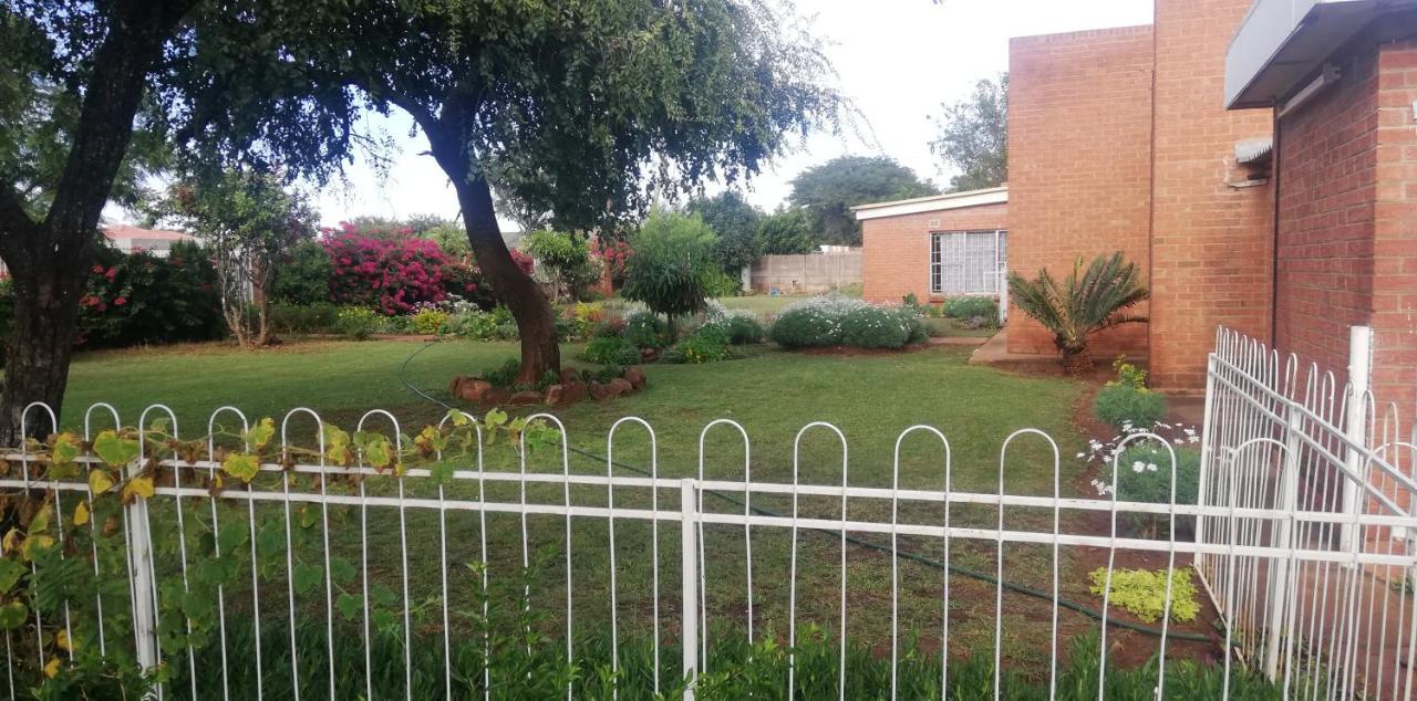 Savanna Bulawayo Extérieur photo