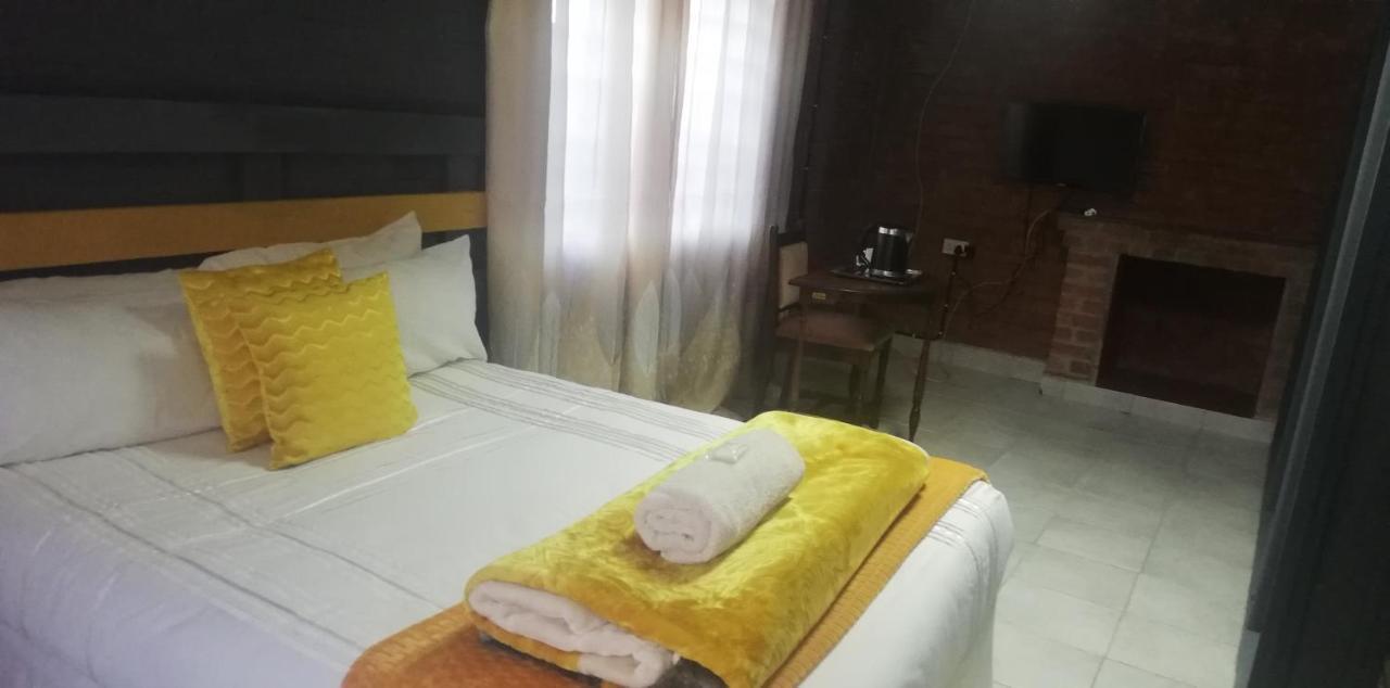 Savanna Bulawayo Extérieur photo